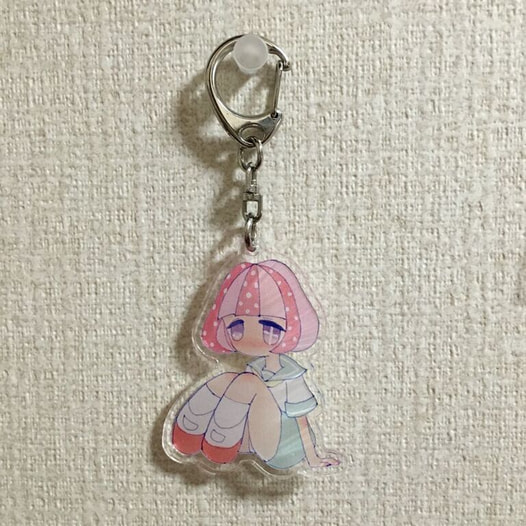 女の子キーホルダー