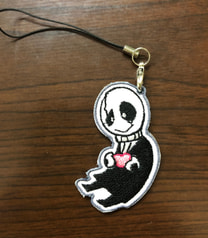 ガスフリ刺繍ストラップ