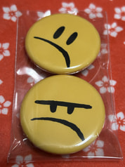 スネーク”ごきげん”缶バッヂ